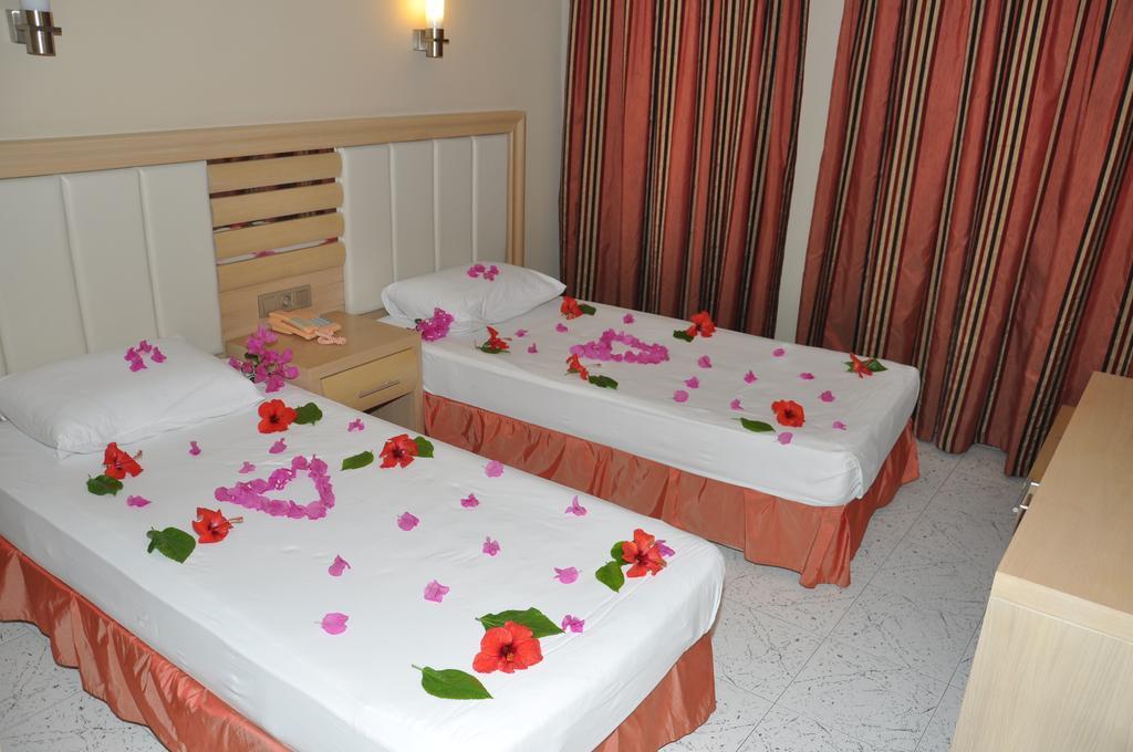 Candan Apart Marmaris Eksteriør billede